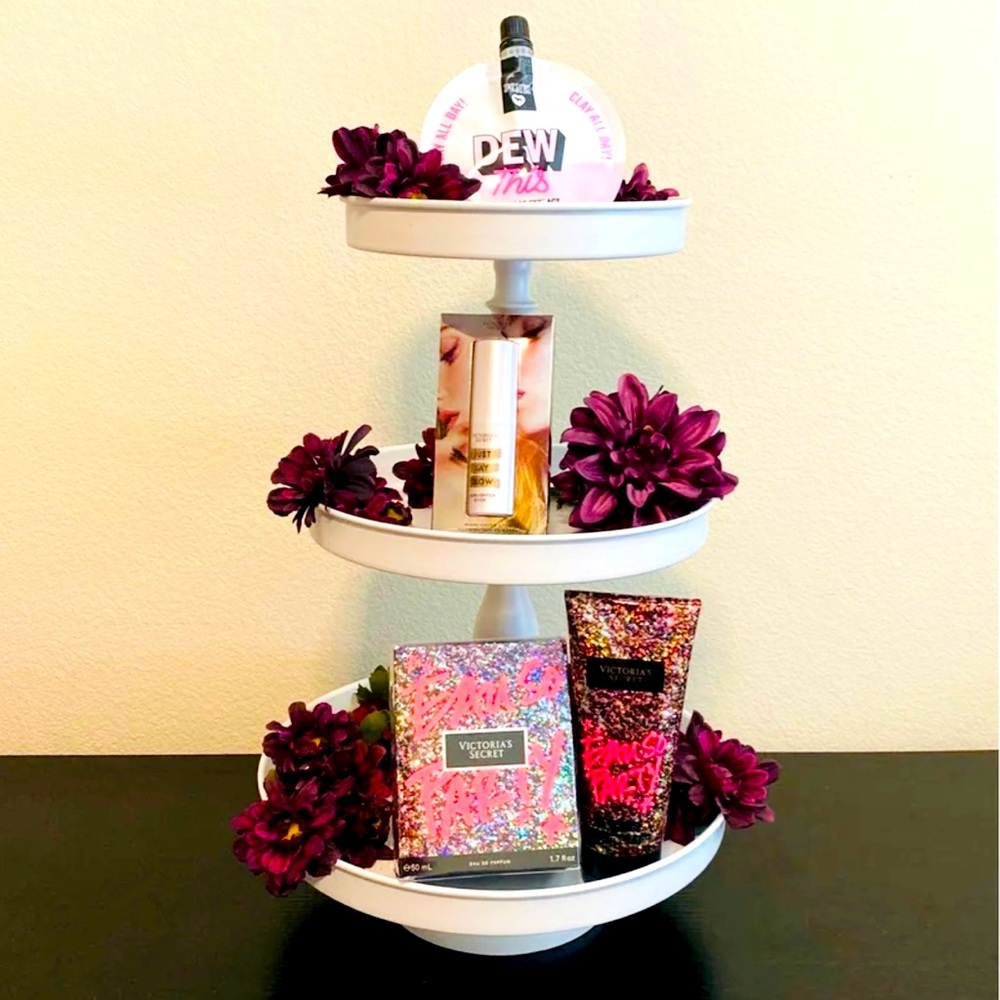 ✨NWT VS Eau So Party Perfume Bundle✨